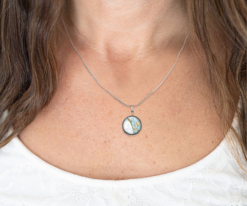 Anna Maria Island Nautical Large Circle Necklace
