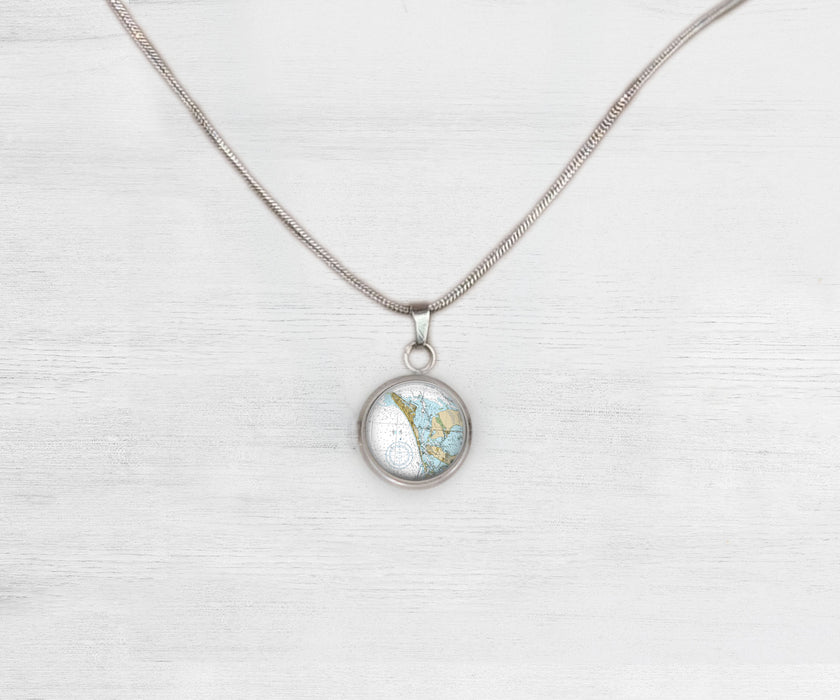 Anna Maria Island Nautical Small Circle Necklace