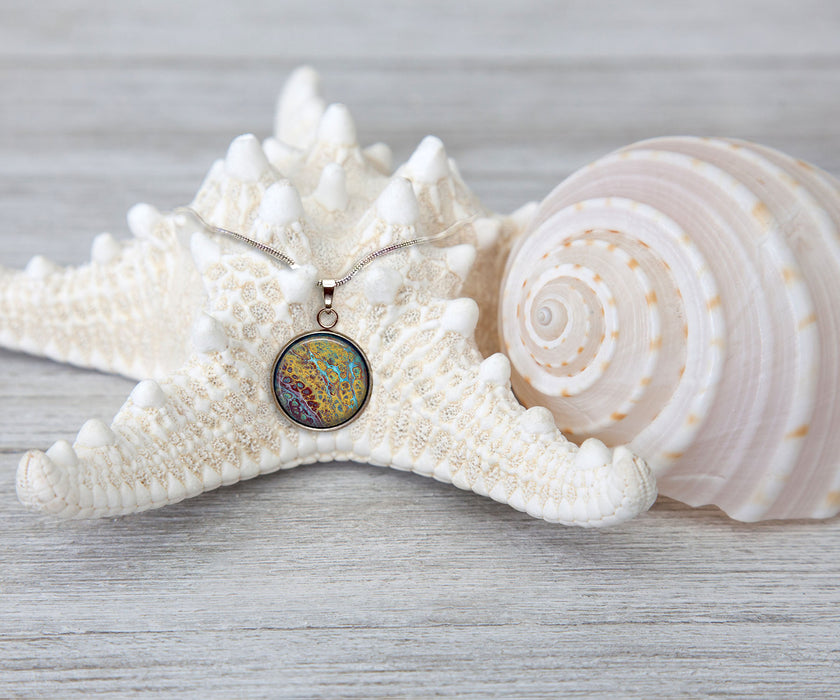 Amber Waves Large Circle Necklace | Beach Jewelry