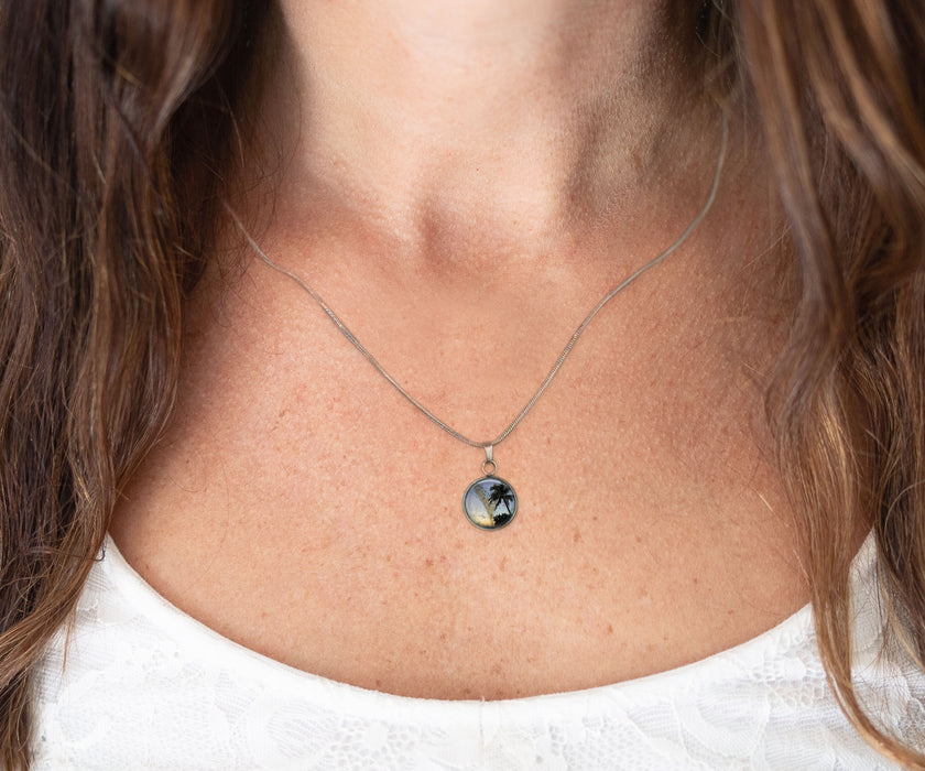 AMI Palm Tree Map Small Circle Necklace | Beach Jewelry | Handmade