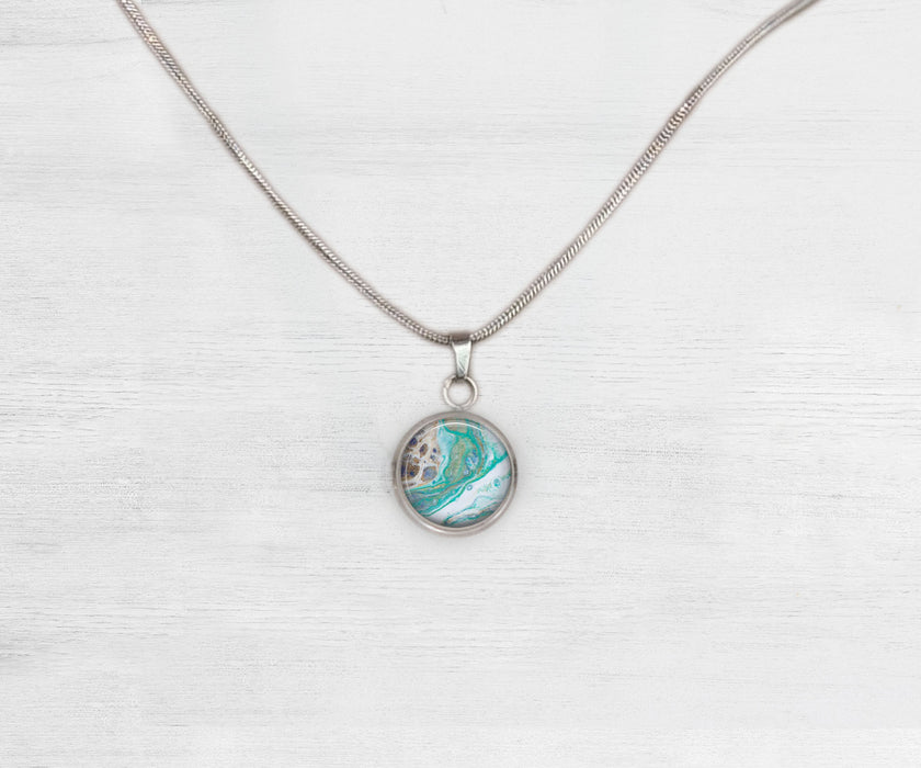Surfside Small Circle Necklace | Beach Jewelry