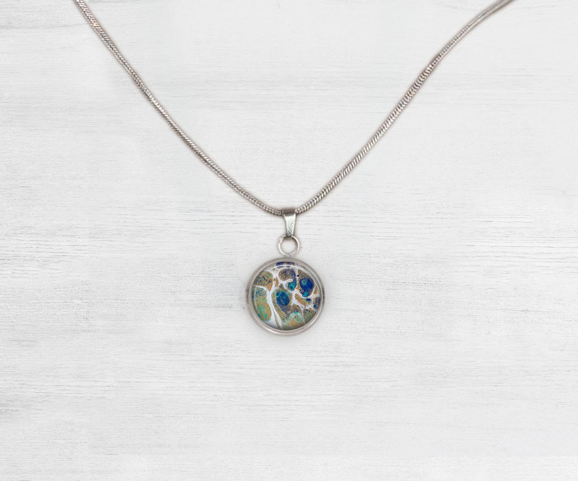 Tidal Treasures Small Circle Necklace | Beach Jewelry