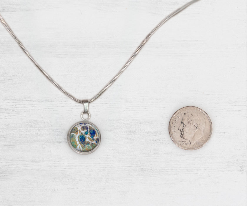 Tidal Treasures Small Circle Necklace | Beach Jewelry