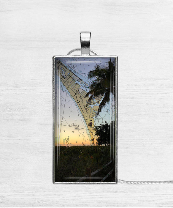 AMI Palm Tree Map Rectangle Necklace | Beach jewelry